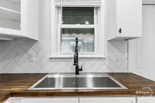 2102 Auburn St, Savannah, GA 31404 - Photo 8