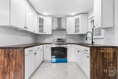 2102 Auburn Street, Savannah, GA 31404 - Photo 6
