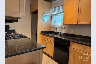 315 E 38th Street #2  A, Savannah, GA 31401 - Photo 8