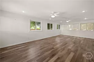 2332 E 41st St, Savannah, GA 31404 - Photo 16