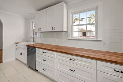 2332 E 41st Street, Savannah, GA 31404 - Photo 10