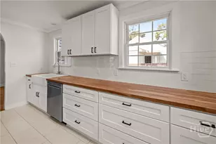 2332 E 41st St, Savannah, GA 31404 - Photo 10