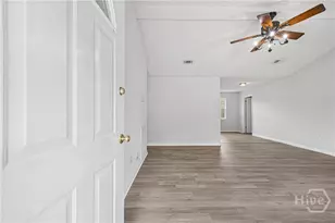 1027 Barley Dr, Hinesville, GA 31313 - Photo 6