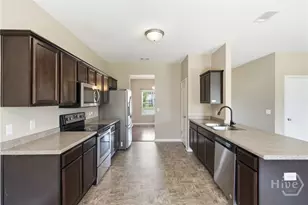 1504 Bayberry Dr, Hinesville, GA 31313 - Photo 8