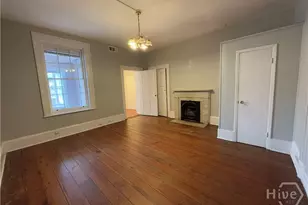 203 E York St, Savannah, GA 31401 - Photo 6