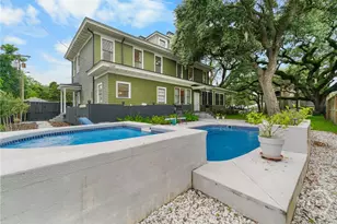 121 E Victory Dr, Savannah, GA 31405 - Photo 58