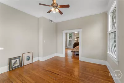 121 E Victory Drive, Savannah, GA 31405 - Photo 44