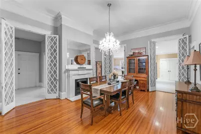 121 E Victory Drive, Savannah, GA 31405 - Photo 24