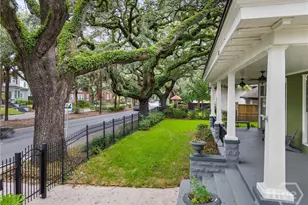 121 E Victory Dr, Savannah, GA 31405 - Photo 12