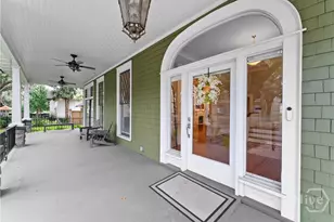 121 E Victory Dr, Savannah, GA 31405 - Photo 14