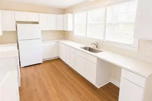1333 E 35th St, Savannah, GA 31404 - Photo 12