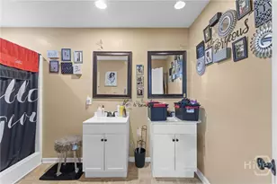 52 S Parkwood, Savannah, GA 31404 - Photo 10