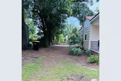 52 S Parkwood, Savannah, GA 31404 - Photo 2