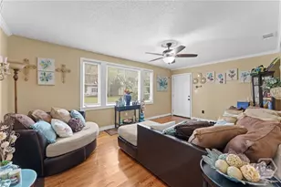 52 S Parkwood, Savannah, GA 31404 - Photo 4