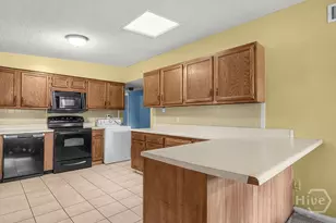 316 Willow Rd, Savannah, GA 31419 - Photo 4