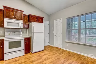 109 Mikell St, Pembroke, GA 31321 - Photo 10