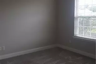 37 Wesleyan Dr, Savannah, GA 31419 - Photo 16