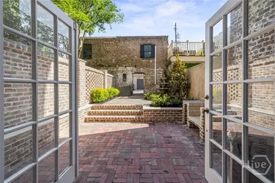 419 E Charlton Street, Savannah, GA 31401 - Photo 8