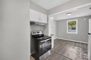 2031 Utah St, Savannah, GA 31404 - Photo 8