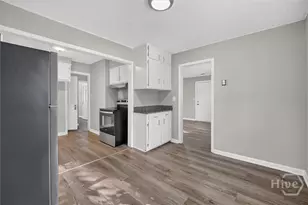 2031 Utah St, Savannah, GA 31404 - Photo 4