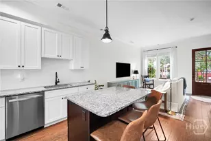 718 Tattnall St, Savannah, GA 31401 - Photo 22