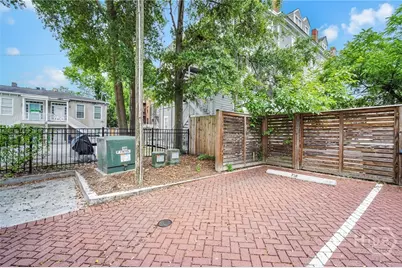 718 Tattnall Street, Savannah, GA 31401 - Photo 8