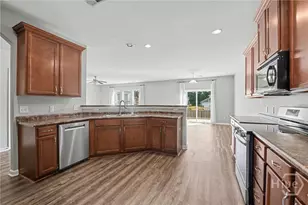 143 Grayson Ave, Savannah, GA 31419 - Photo 12