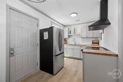 1923 Utah Street, Savannah, GA 31404 - Photo 10