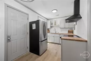 1923 Utah St, Savannah, GA 31404 - Photo 10