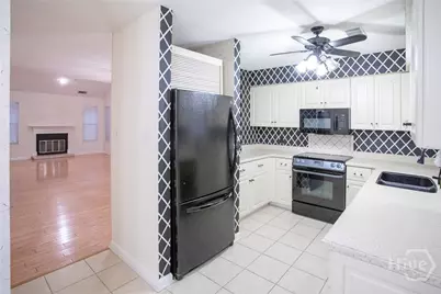 19 Hidden Lake Court, Savannah, GA 31419 - Photo 4