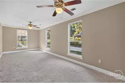 1 Lansing Avenue, Savannah, GA 31406 - Photo 8