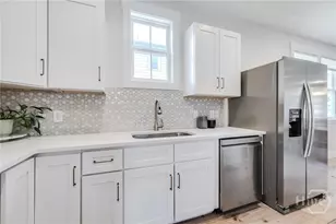 1135 E Park Ave, Savannah, GA 31404 - Photo 14