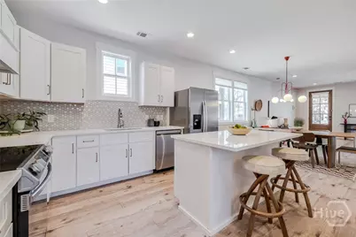 1135 E Park Avenue, Savannah, GA 31404 - Photo 12