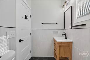 221 W Duffy St, Savannah, GA 31401 - Photo 26