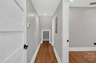 221 W Duffy St, Savannah, GA 31401 - Photo 20