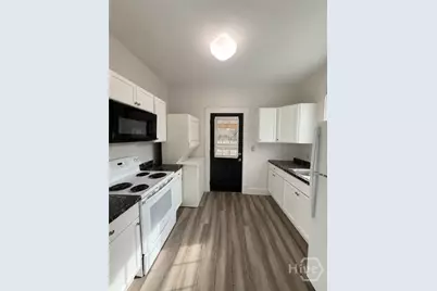 530 E 35th Street #A, Savannah, GA 31401 - Photo 8