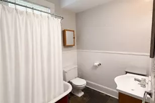 530 E 35th St, Savannah, GA 31401 - Photo 6