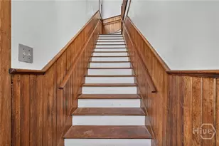 114 W Waldburg St, Savannah, GA 31401 - Photo 10