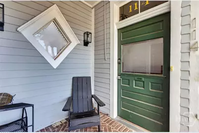 114 W Waldburg Street, Savannah, GA 31401 - Photo 8