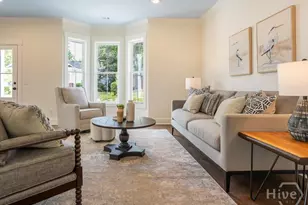 809 E 36th St, Savannah, GA 31401 - Photo 10