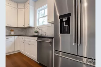 809 E 36th Street, Savannah, GA 31401 - Photo 24