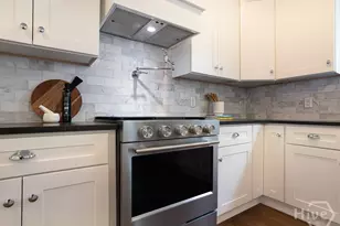 809 E 36th St, Savannah, GA 31401 - Photo 22