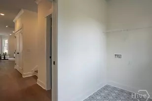 809 E 36th St, Savannah, GA 31401 - Photo 32