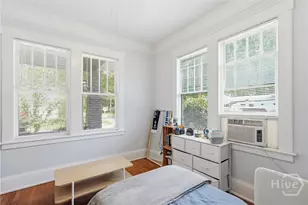 1323 E 48th St, Savannah, GA 31404 - Photo 8