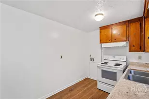 1135 Collins St, Savannah, GA 31404 - Photo 10