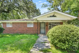 1135 Collins St, Savannah, GA 31404 - Photo 2