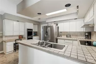 207 Devonshire Rd, Savannah, GA 31410 - Photo 2