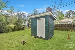 1305 E 32nd St, Savannah, GA 31404 - Photo 26