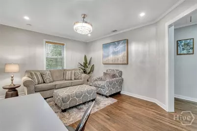 1305 E 32nd Street, Savannah, GA 31404 - Photo 6