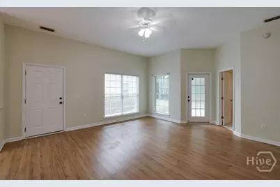 36 Falkland Avenue, Savannah, GA 31407 - Photo 4